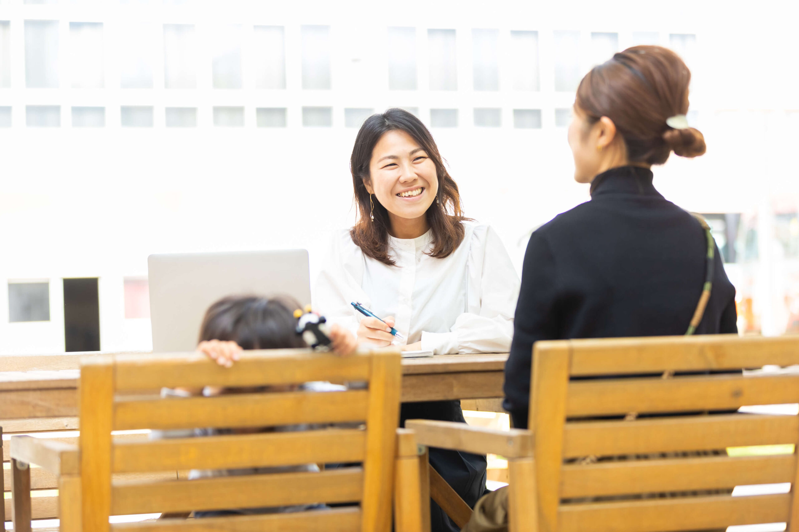 ジャーナリングで育児/家事/仕事を両立 子育てに疲れたら試してほしい書く瞑想 小保根亜美 | Home ジャーナリングで育児/家事/仕事を両立 子育てに疲れたら試してほしい書く瞑想 小保根亜美 | Home